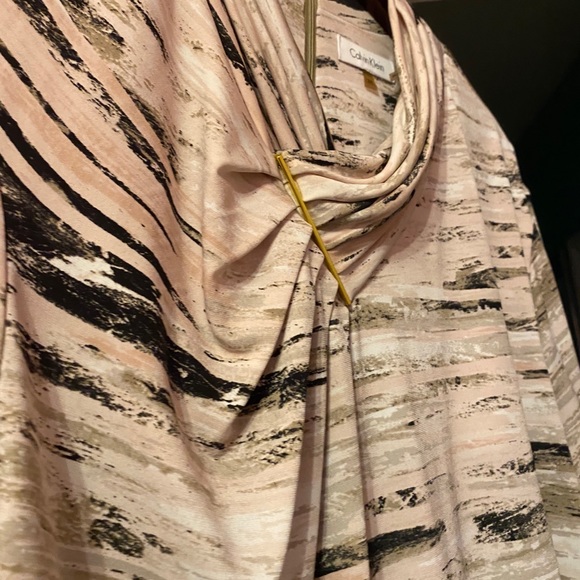 Calvin Klein Print Blouse - Picture 3 of 4